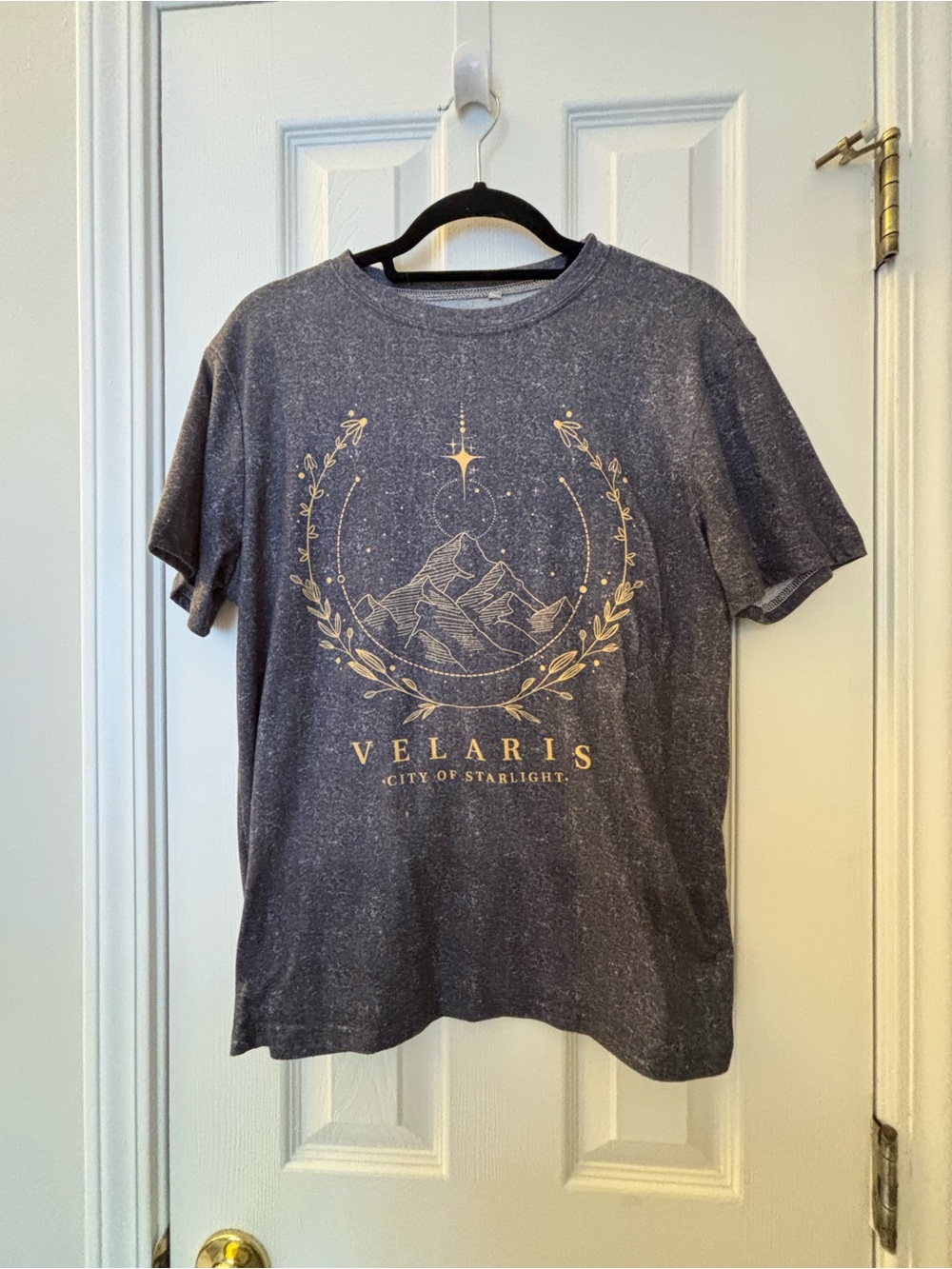 Velaris City of Starlight Graphic Tee Grey Gold Medium ACOTAR unisex
